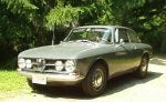 Land vehicle Vehicle Car Classic car Alfa romeo 105 series coupes