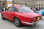 Land vehicle Vehicle Car Classic car Alfa romeo 105 series coupes